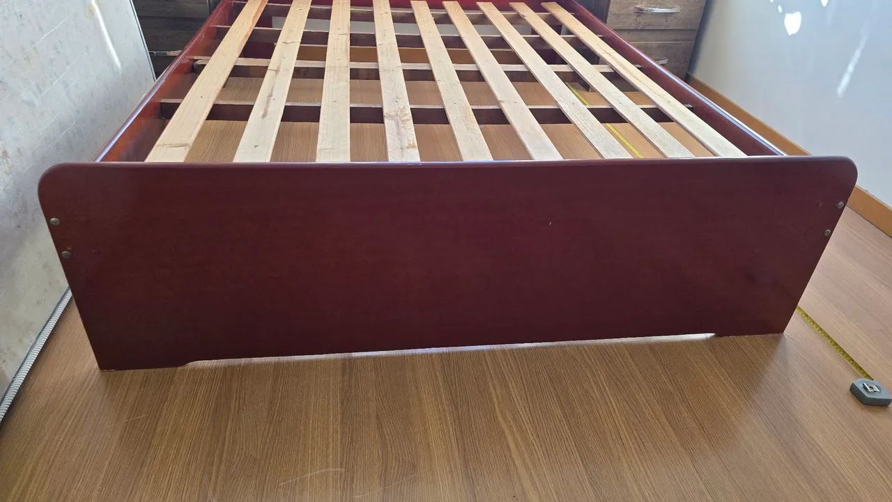 Cama de Madeira com Cabeceira  - Foto 3