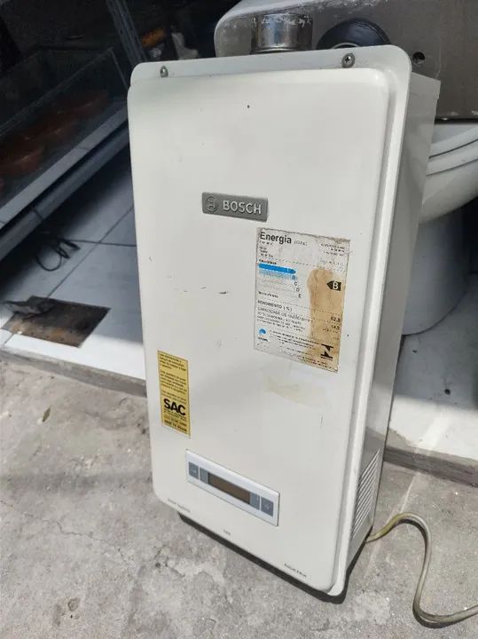 Aquecedor de Água a gás Bosch 15 l/min Modelo GWH 300 Plus GLP - Foto 5