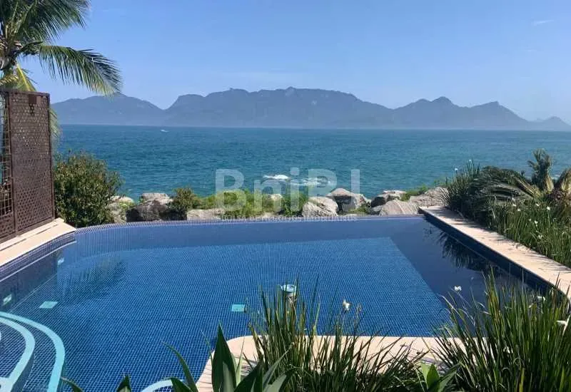 Condomínio Porto Real Resort - Mangaratiba. Casa projetada com ótima vista mar!! 4 quartos