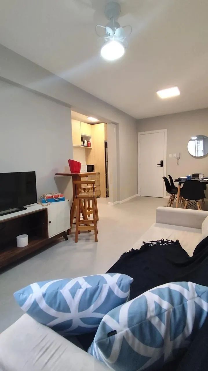 CHARMOSO 2 DORM AV. BRASIL - poucos METROS DA PRAIA!!! - Foto 5