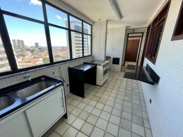 Condomínio Adalgiza Andrade - Apto 4/4 com 4 suítes de 550 m², 4 vagas por 1.700.000 - Foto 7