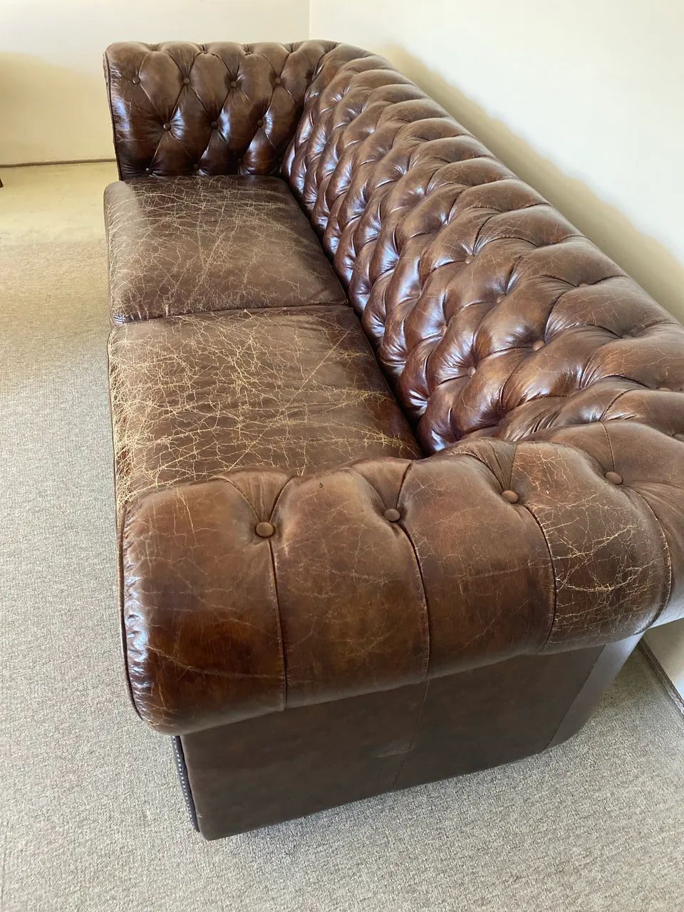 Sofá Chesterfield Marrom   - Foto 2