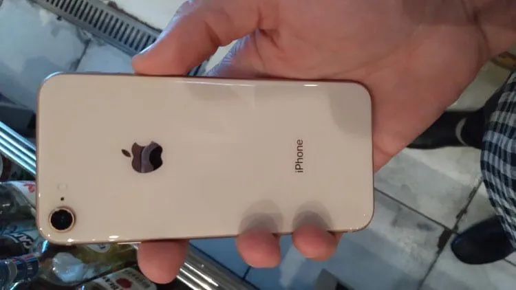 iPhone 8 64gb - Foto 2