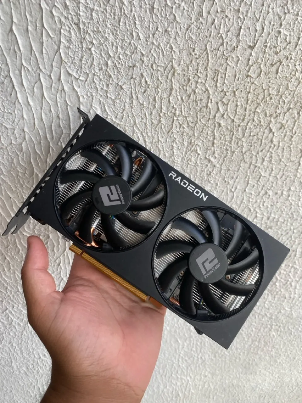 Placa de Vídeo RX 6600 8GB PowerColor (Perdendo imagem)