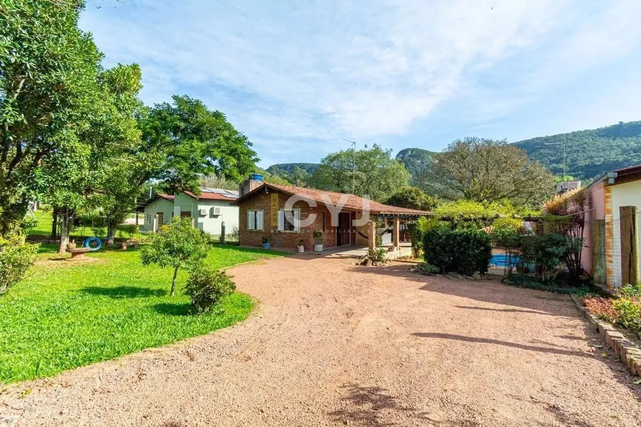 Sitio na RS020 em Gravataí