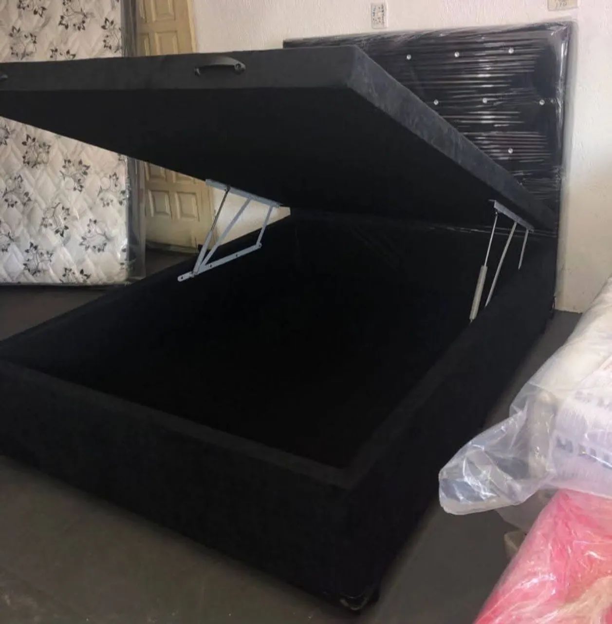 Oportunidade de mercado Cama Box Baú Casal  - Foto 5