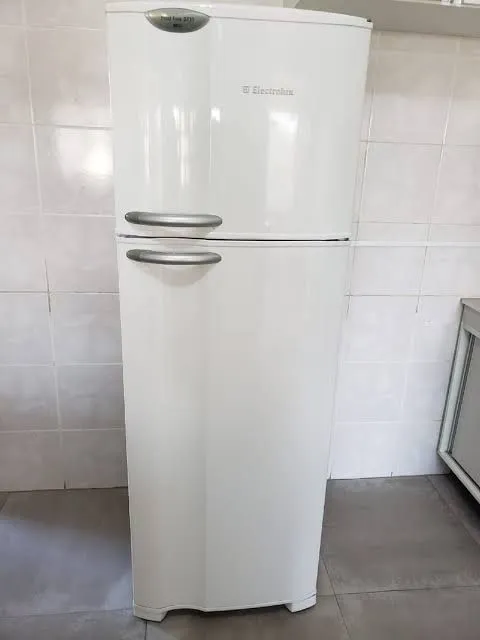 Geladeira Frost Free df37 