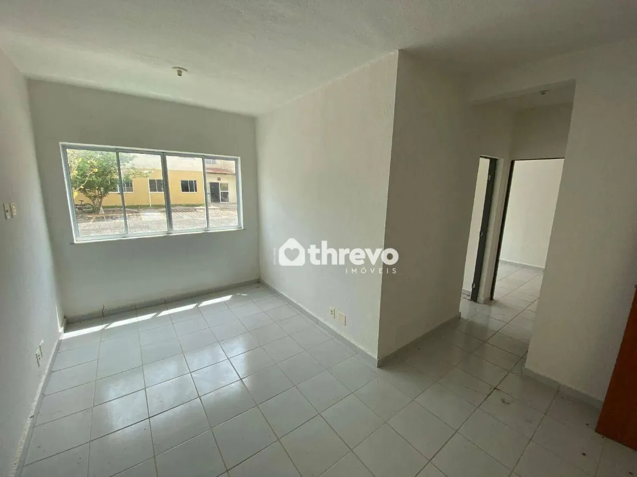 Apartamento com 2 dormitórios para alugar, 45 m² por R$ 935,00/ano - Santa Maria - Teresin
