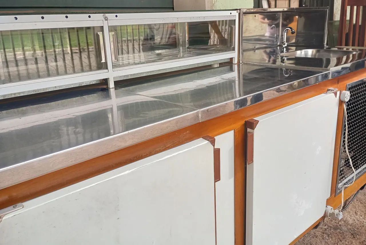 Balcão Refrigerado em Aço Inox, com pia e estufa. - Foto 6