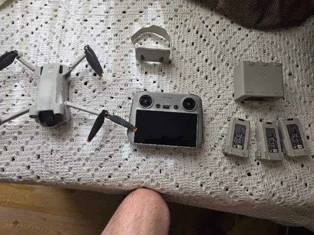  DJI Mini 3 Pro + Kit Fly More - Como novo