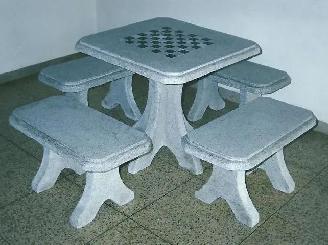 Conjunto Mesa Quadrada com 4 bancos - Foto 2