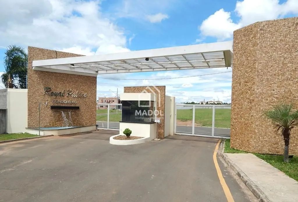 Terreno à venda, 300 m² por R$ 165.000,00 - Uvaranas - Ponta Grossa/PR