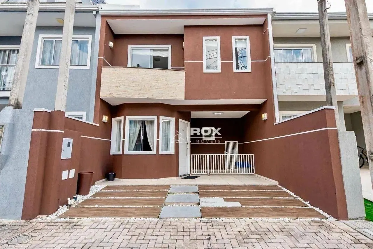Sobrado com 3 quartos à venda, 101 m² - Fazendinha - Curitiba/PR