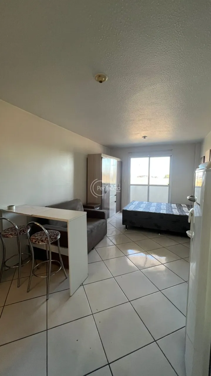 Kitinet mobiliado próximo à UCS! São 29m² privativos ✔1 dormitório ✔Banheiro