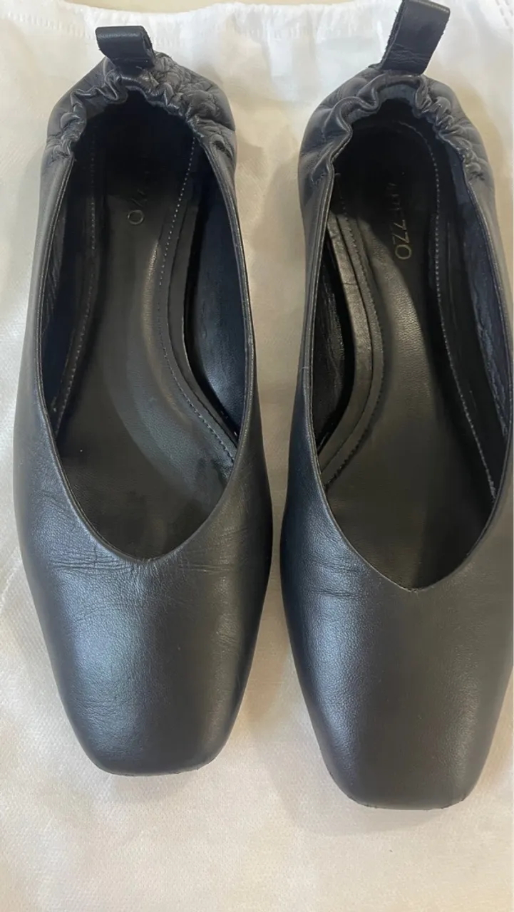 Sapatilha Arezzo Preta - Conforto e Estilo