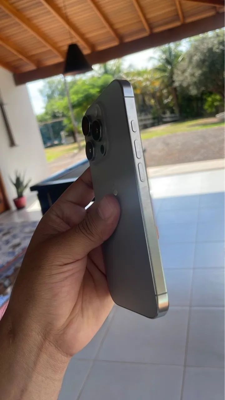 iPhone 16 Pro  - Foto 2