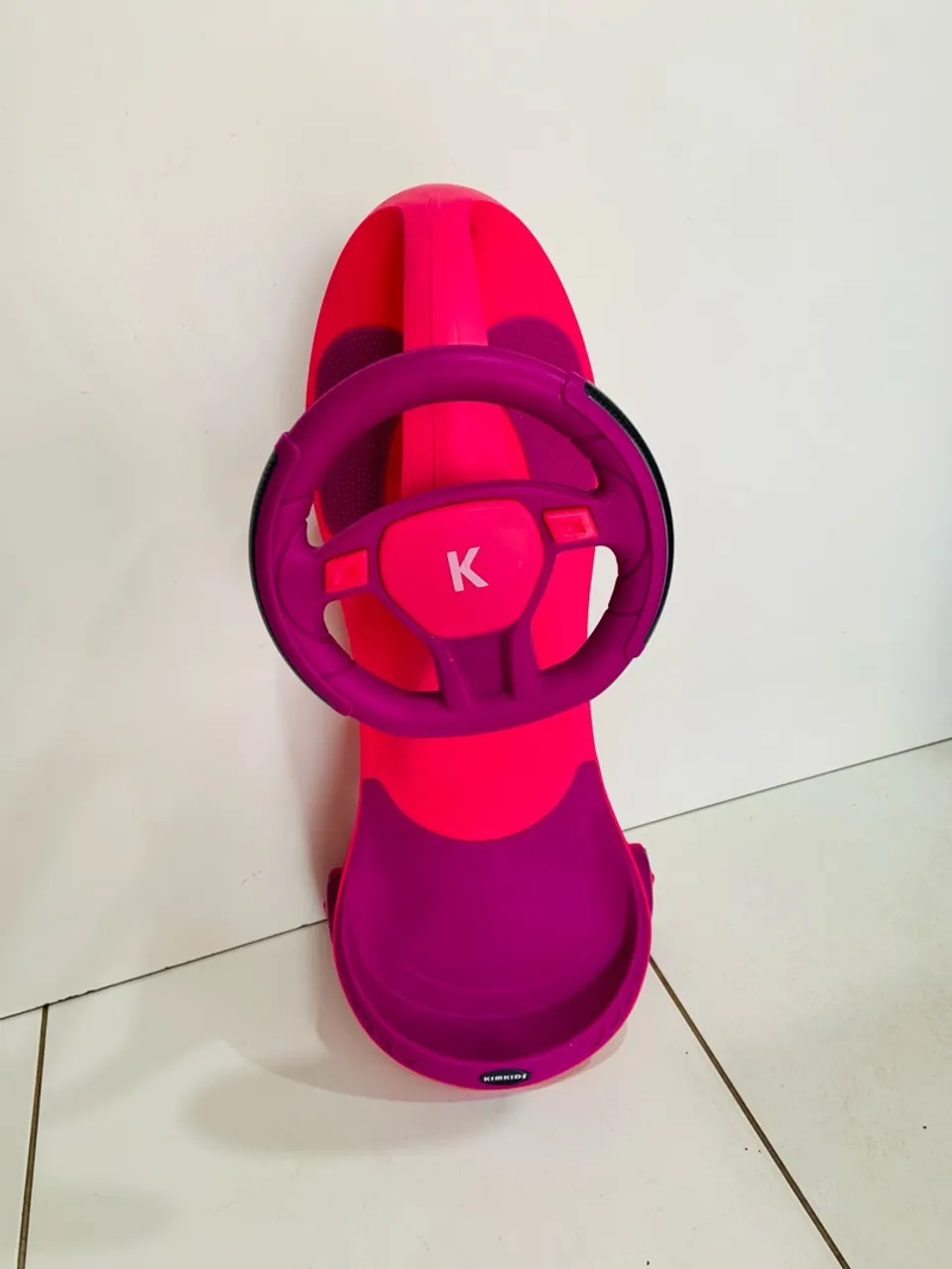 VENDE-SE SKATE VOLANTE VIA BLUETOOTH MÚSICAL COM LED