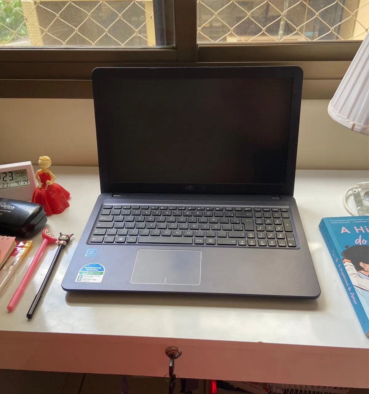 Notebook ASUS - funcionando, ótimo para estudos e tarefas básicas ...