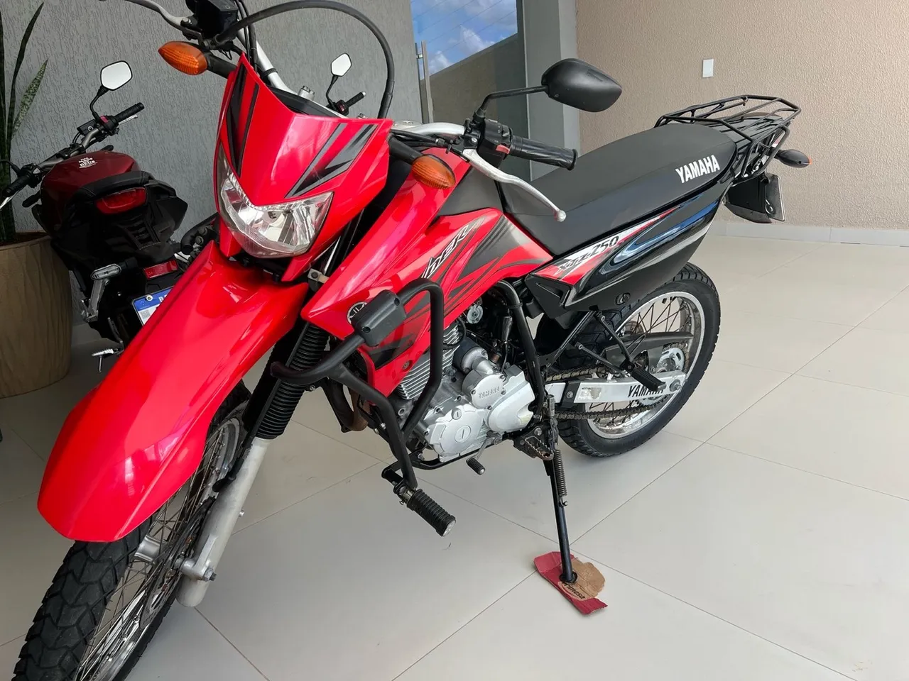 XTZ 250 Lander Raridade 2011 49mil km