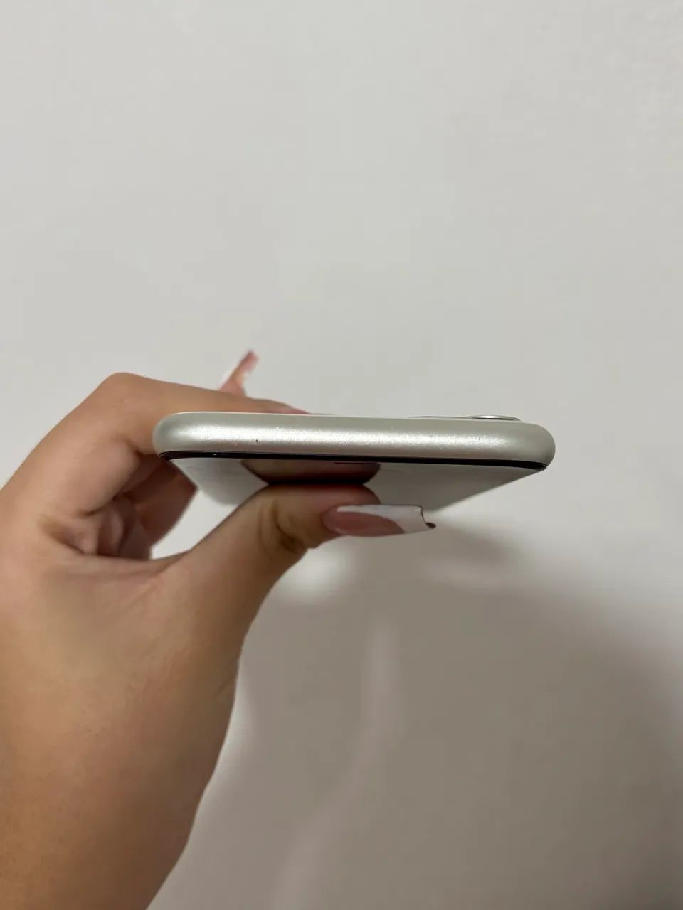 iPhone 11 branco | 128gb - Foto 2