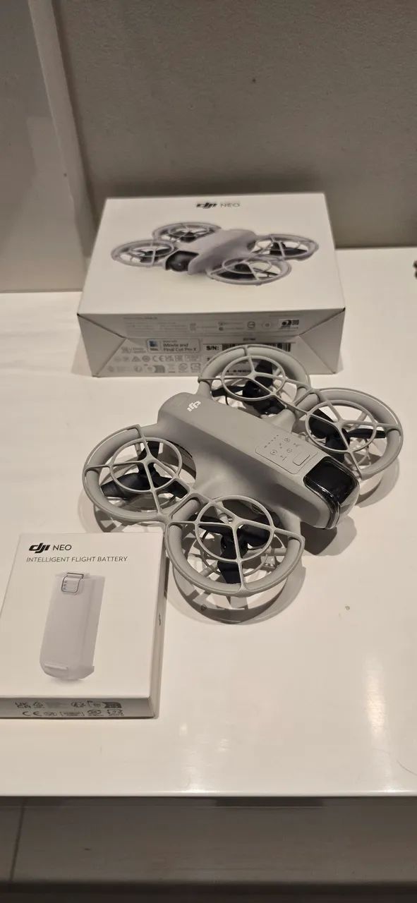 DJI NEO 