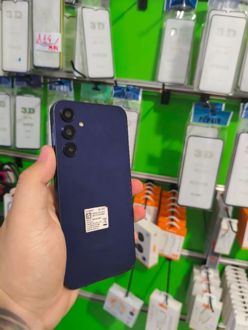 Vendo celular Samsung a15 256gb 8 de ram  - Foto 2