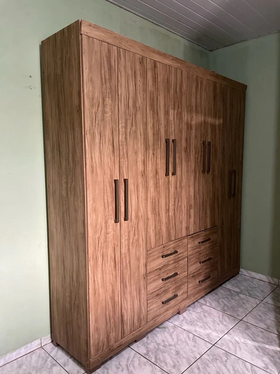 Guarda-Roupa 