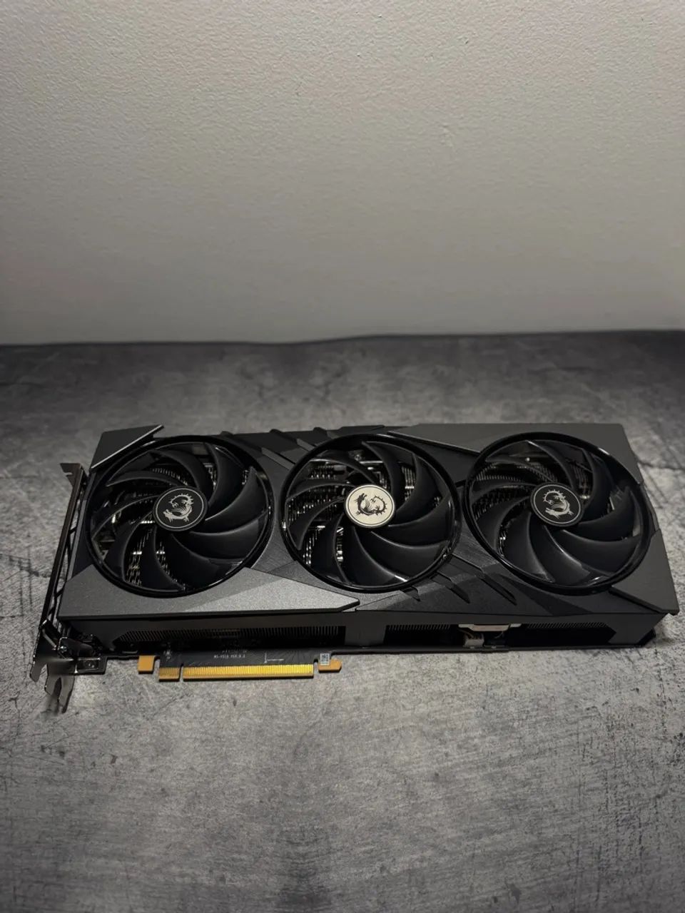  RTX 4090 GAMING SLIM ? PERFORMANCE ABSURDA! - Foto 3