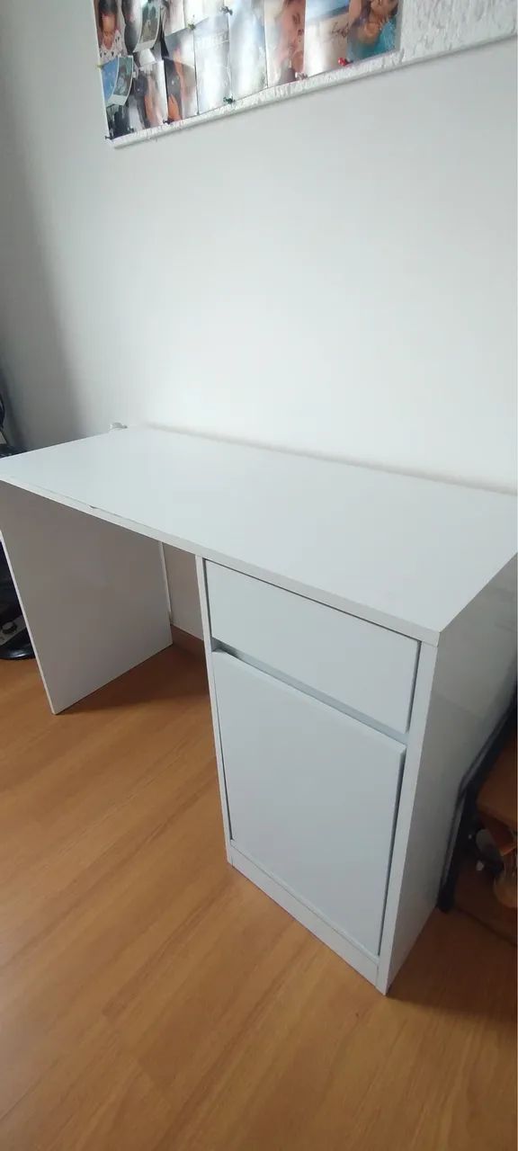 Escrivaninha branca - uma gaveta e uma porta  - Foto 5