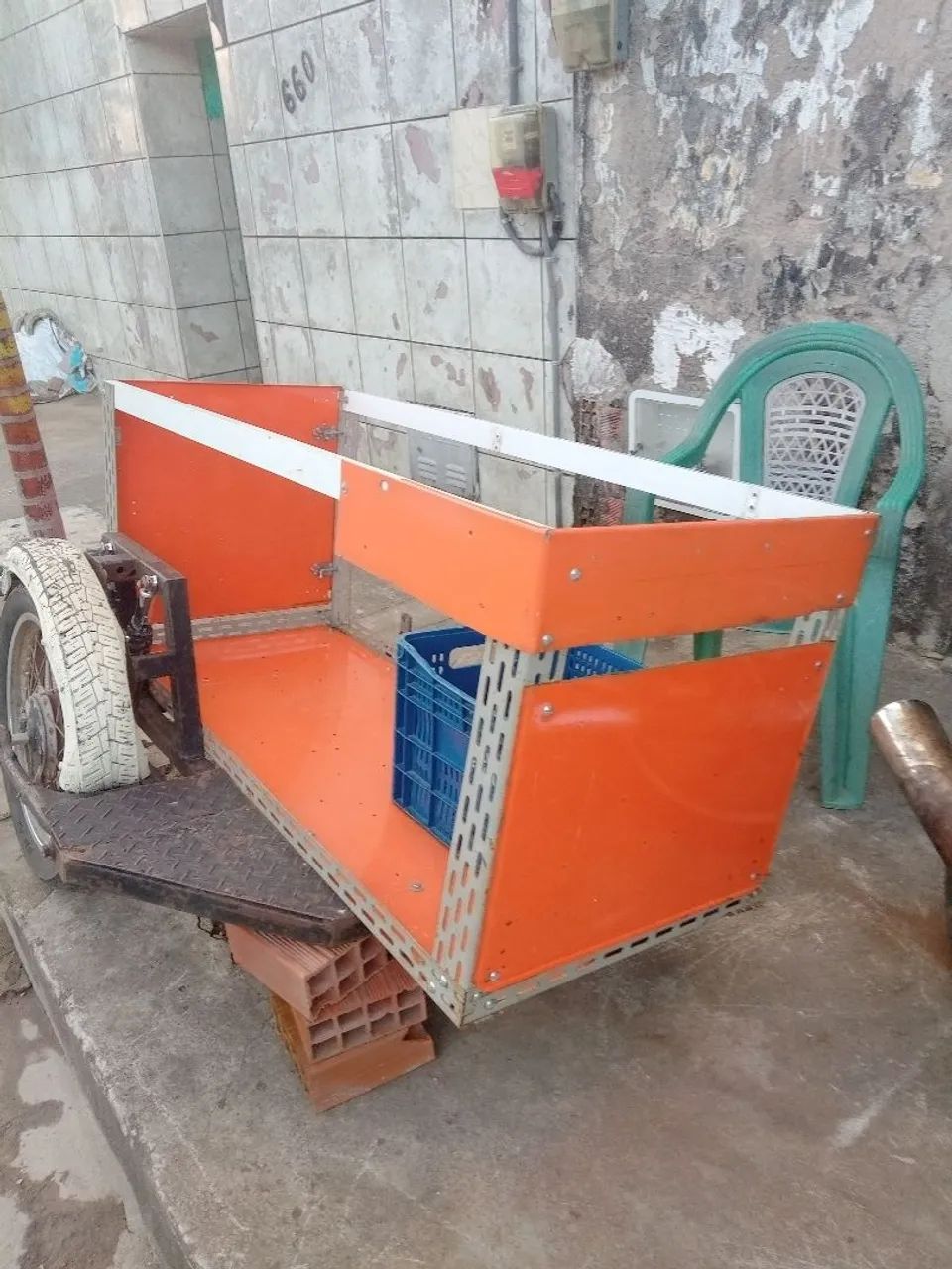 Vendo uma carrocinha Said cá para moto - Foto 2