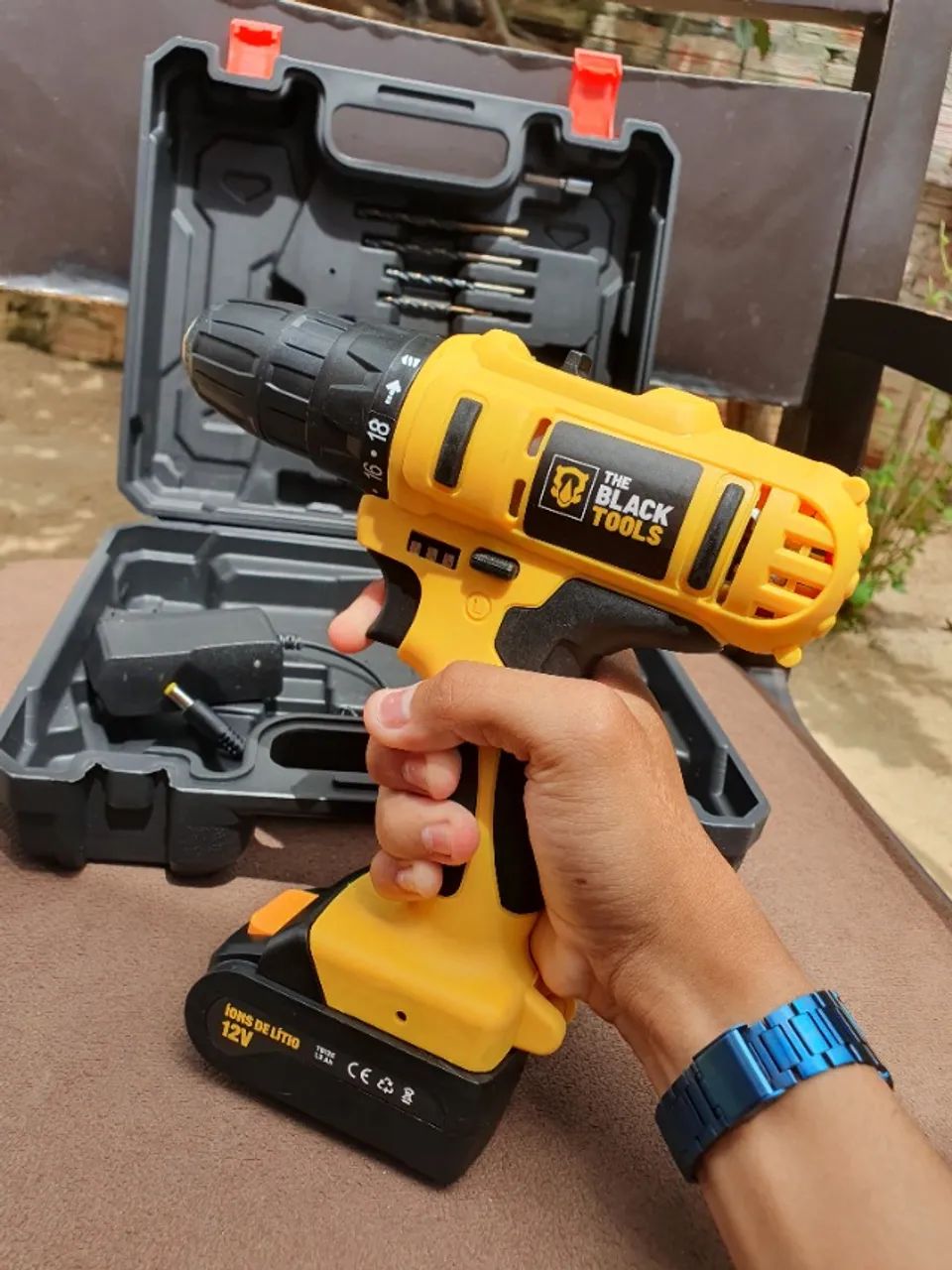 Furadeira Parafusadeira 12V The Black Tools + Maleta | Em até 10x no Cartão 