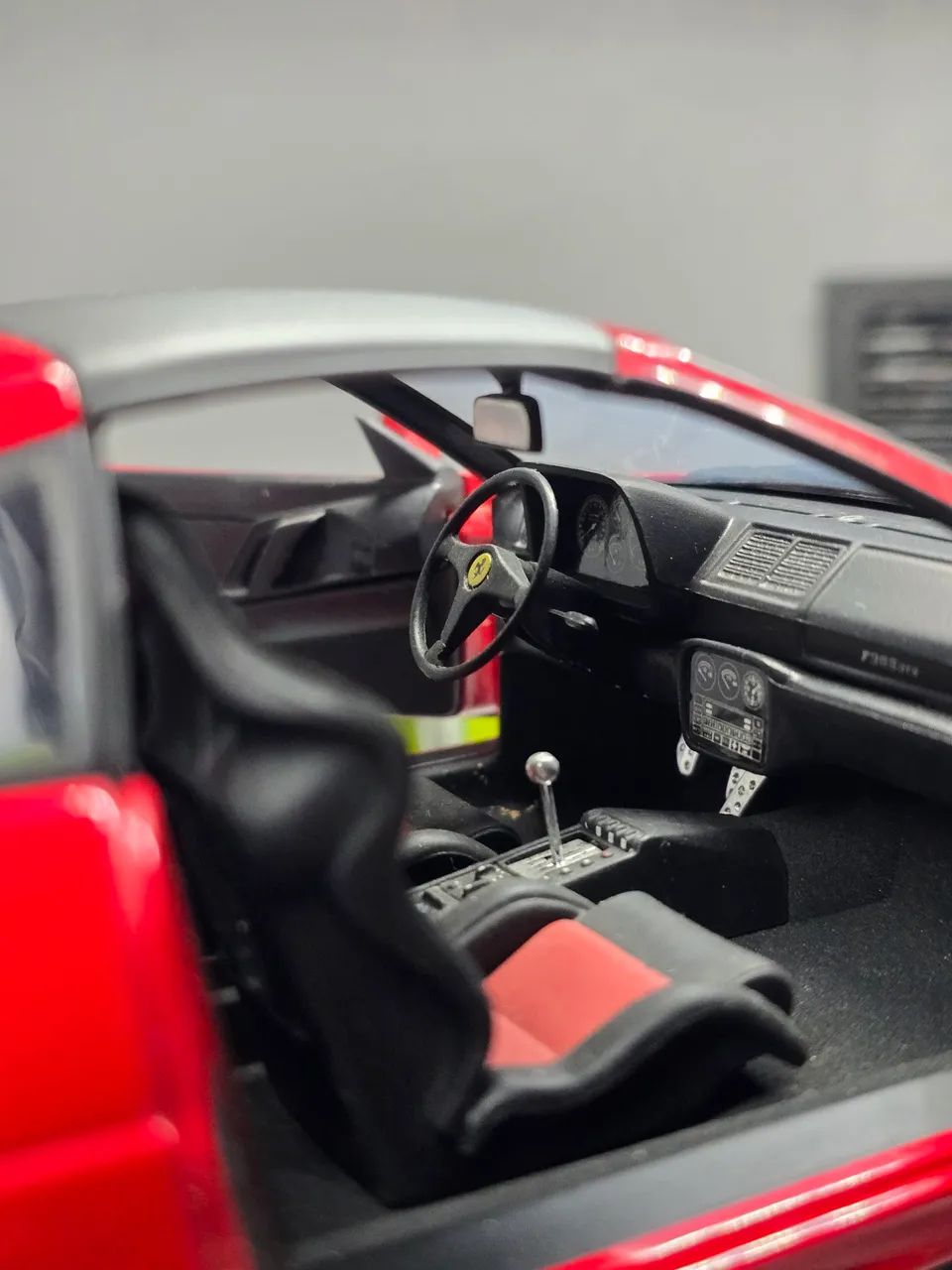 Ferrari 355 utmodels 1/18 - Foto 4