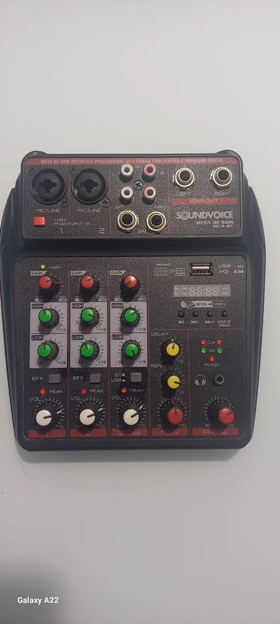 Mesa de som MC4-BT