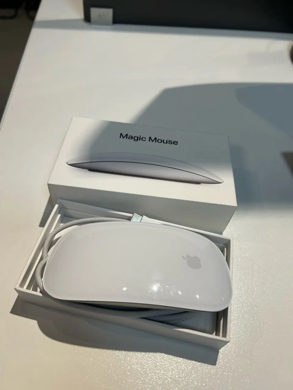 Apple Magic Mouse Branco Lightning, Pouco Uso, com Caixa e Nota