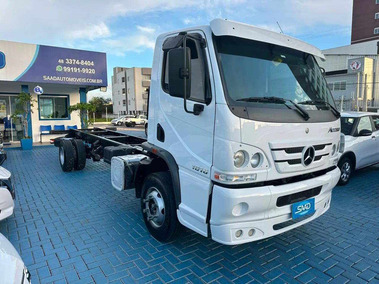 ACCELO 1016 2P (DIESEL) (E5) BRANCA 2020/2020