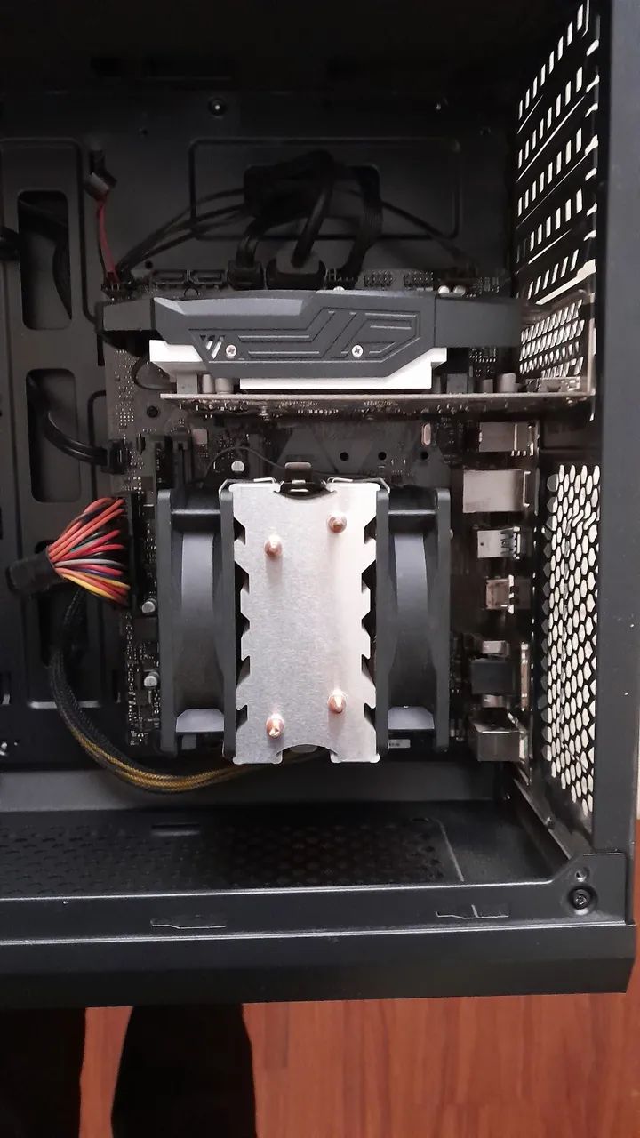 PLACA DE VIDEO RX550 4GB - Foto 2