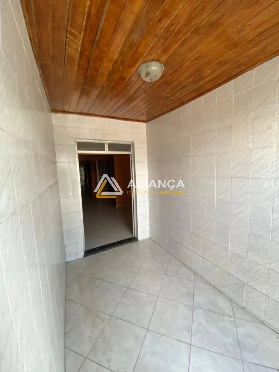 CASA À VENDA NO BAIRRO SÃO JOSÉ  ARACAJU/SE - Foto 2