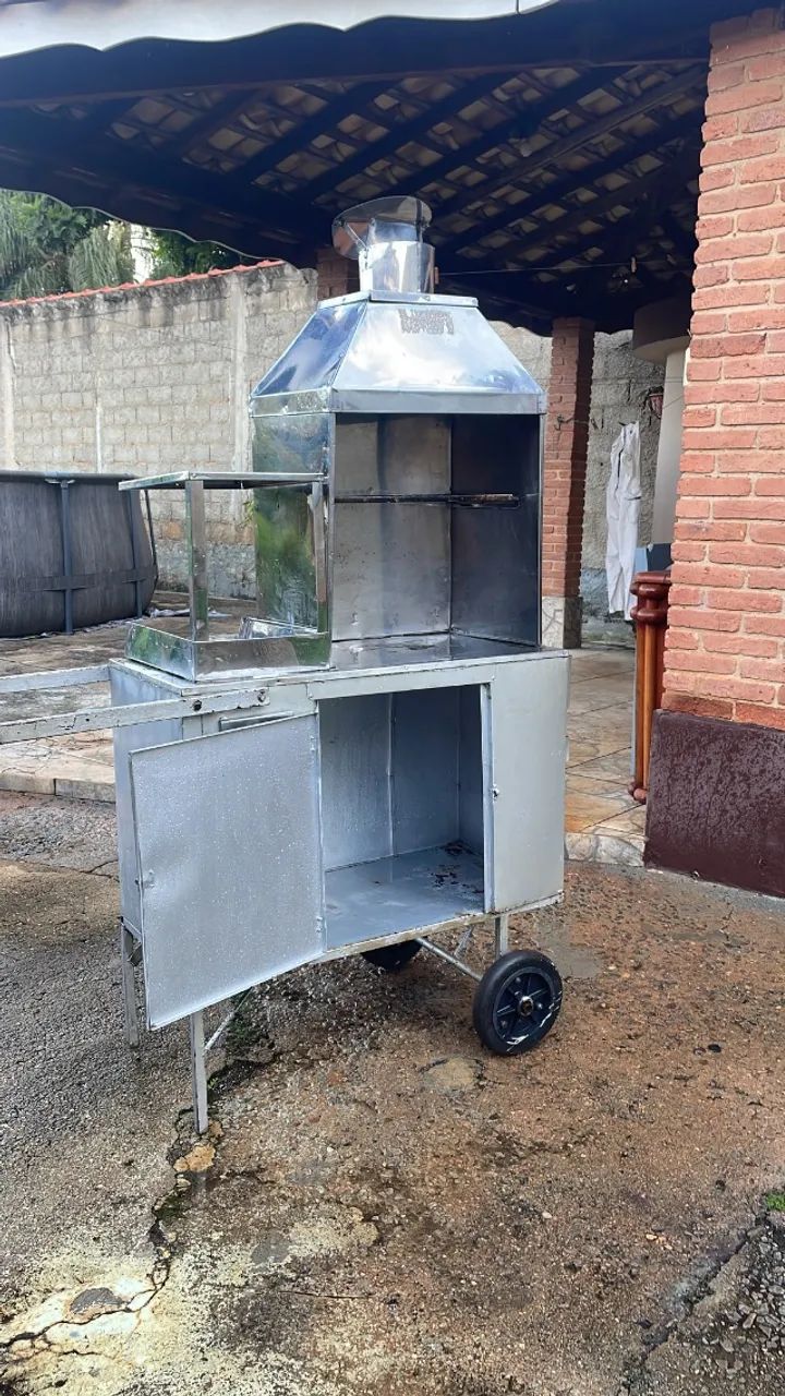 Carrinho de fazer espetinhos