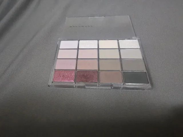 WAKEMAKE paleta de sombras COREANA N15 Born Dark Blurring + Blush Líquido SHEGLAM