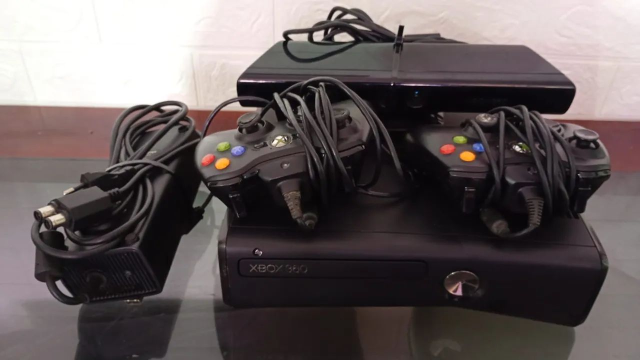 Xbox com Kinect e controles - Foto 5