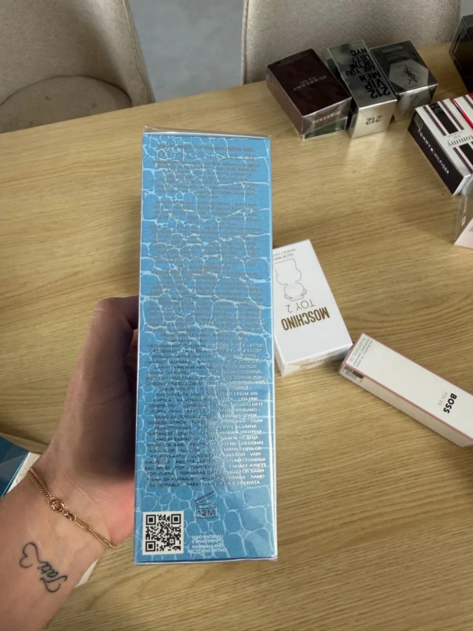 Kit Versace Fraîche perfume + creme 100ml  - Foto 4