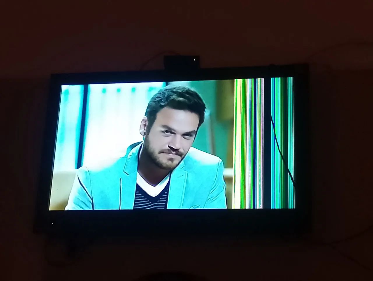 Vende-se TV 