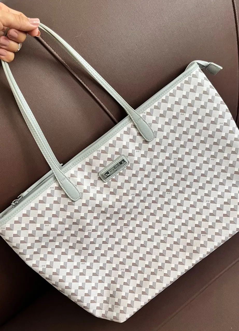 Bolsa Santa Lolla