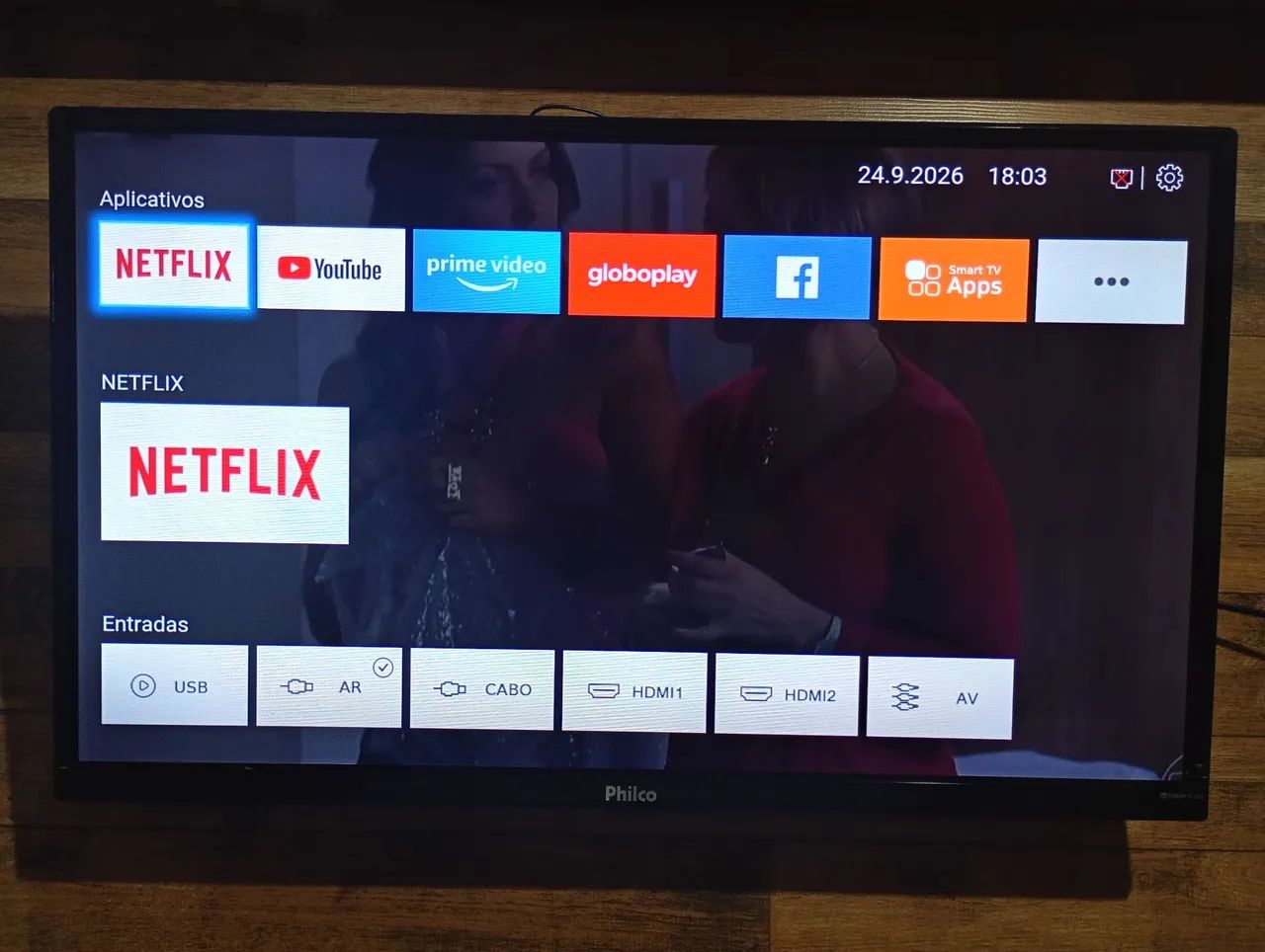 SMART TV 32 POLEGADAS SEMI NOVA 