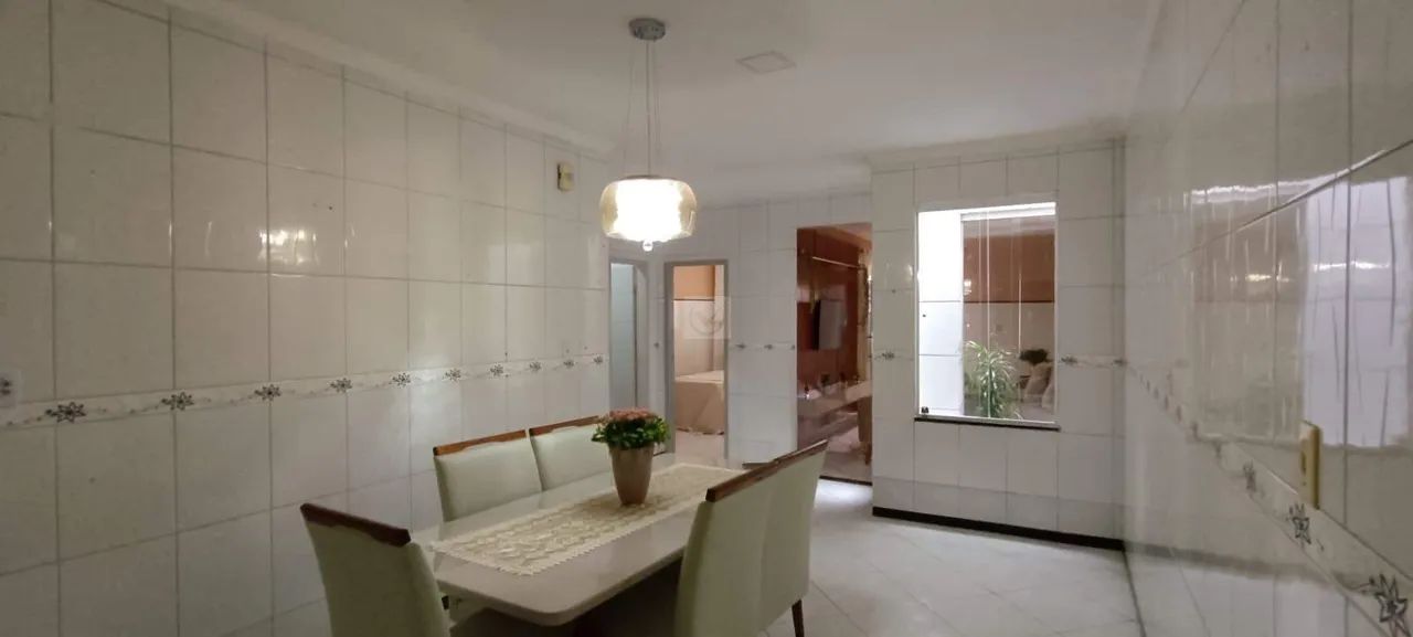 Conforto e Ambientes Bem Divididos em Campo do Brito! Casa de 3 Quartos com Suíte - Foto 5