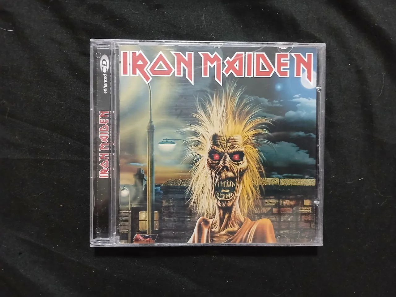 CD IRON MAIDEN IRON MAIDEN