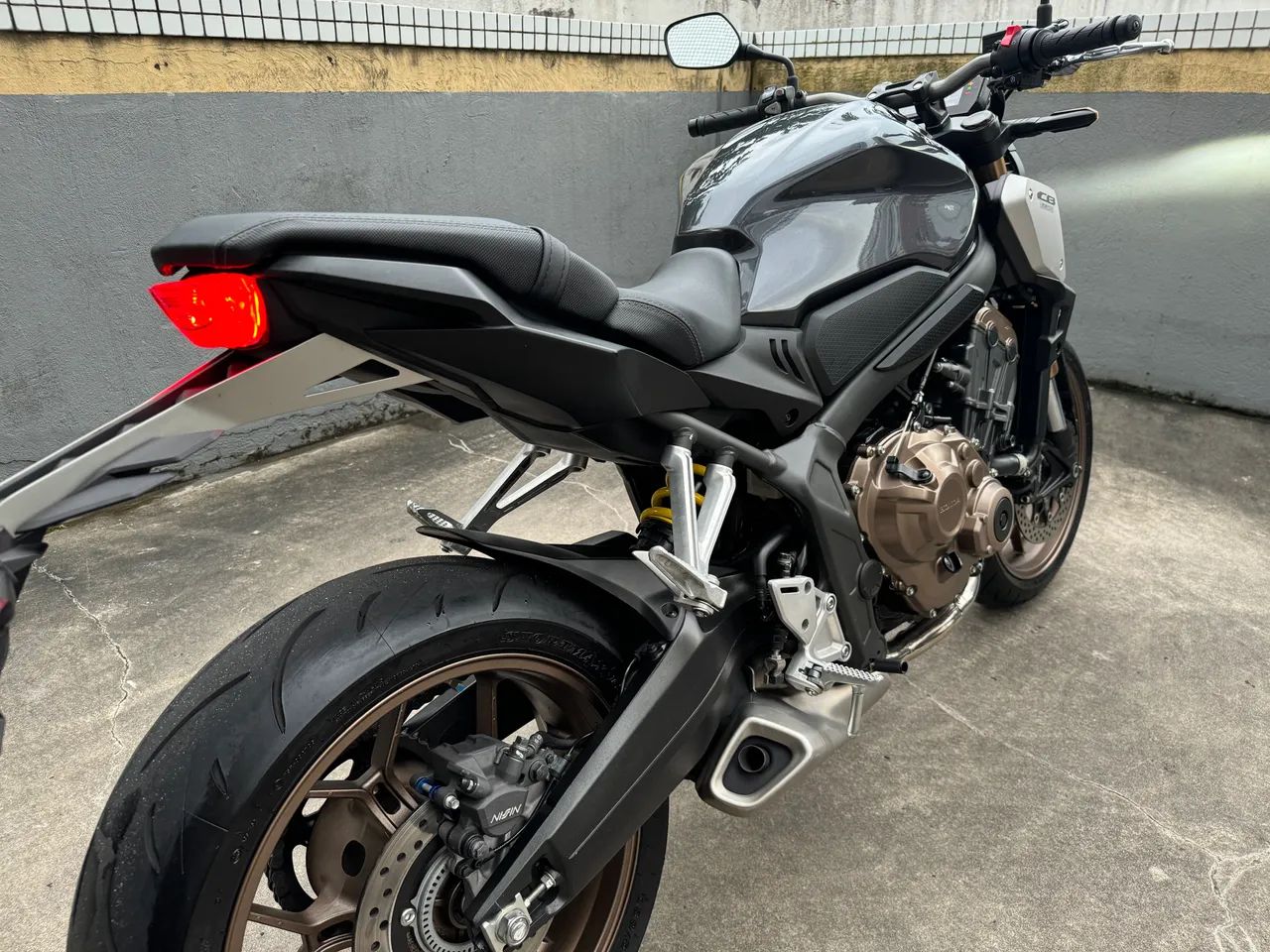 CB 650R 22/22 ABS  - Foto 7