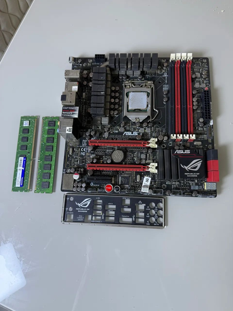 i7 3770 Placa mãe Asus Rog V Gene com espelho e 16g ram ddr3