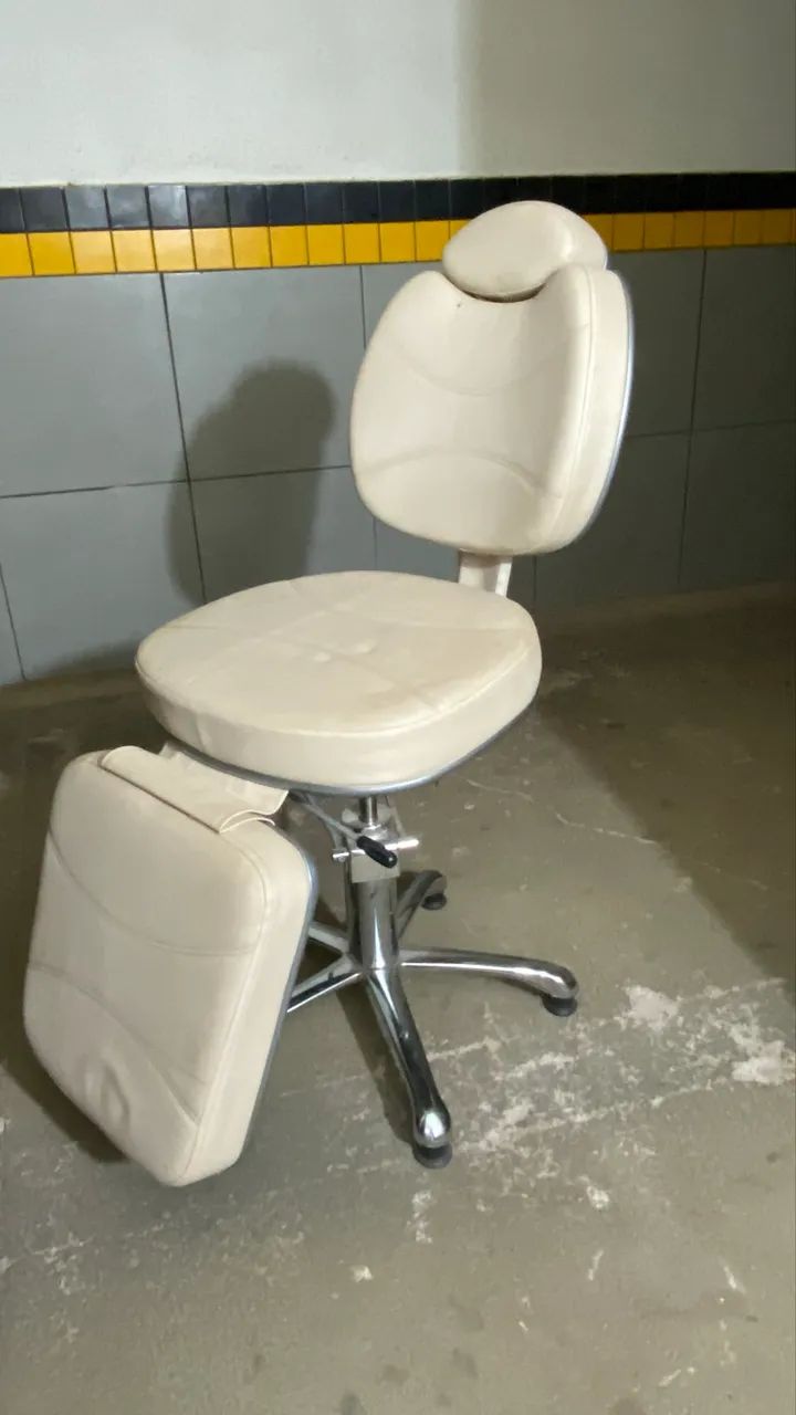 Cadeira pra Estética  - Foto 2