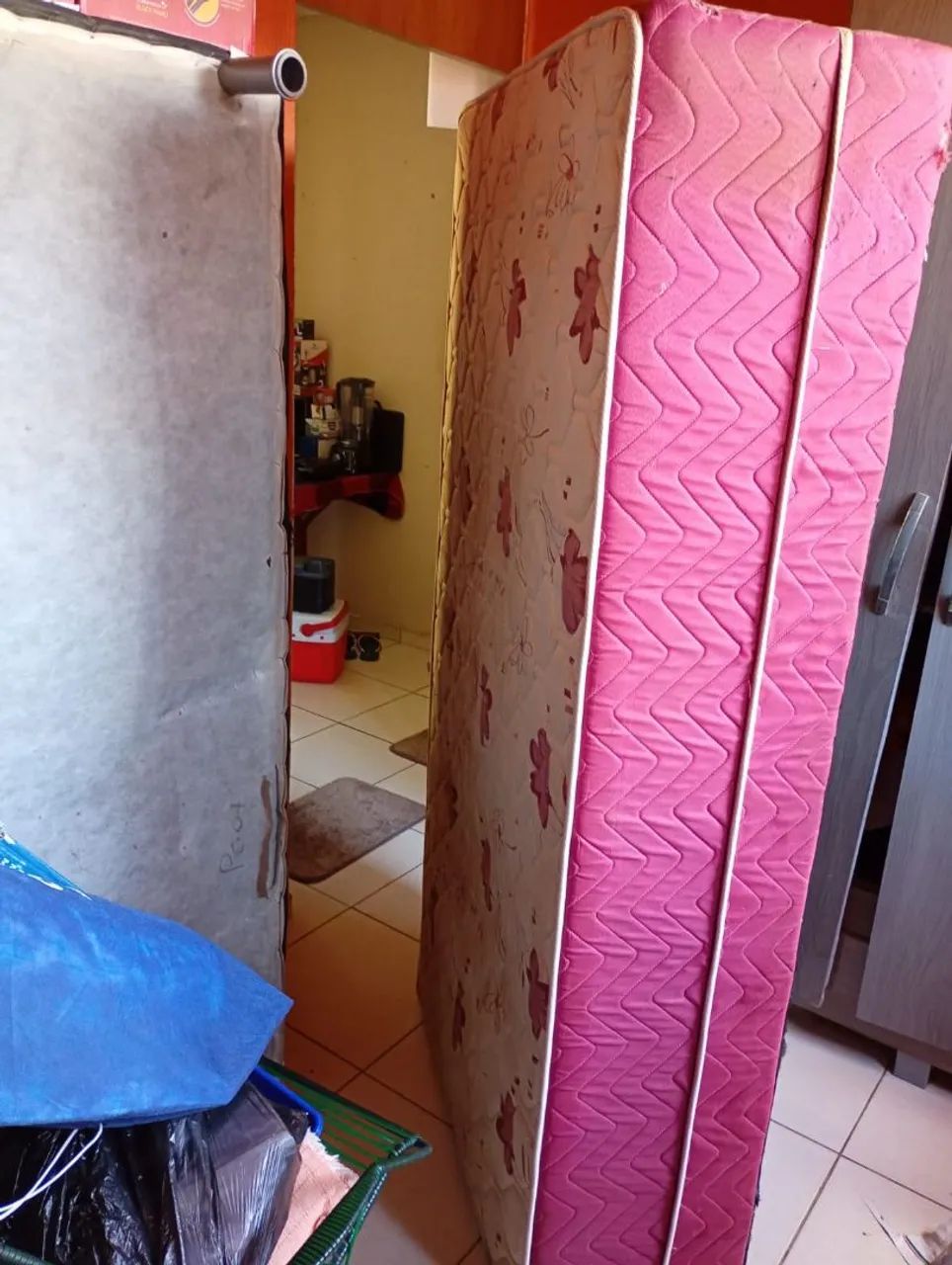 Vendo cama de solteiro unibox. - Foto 2